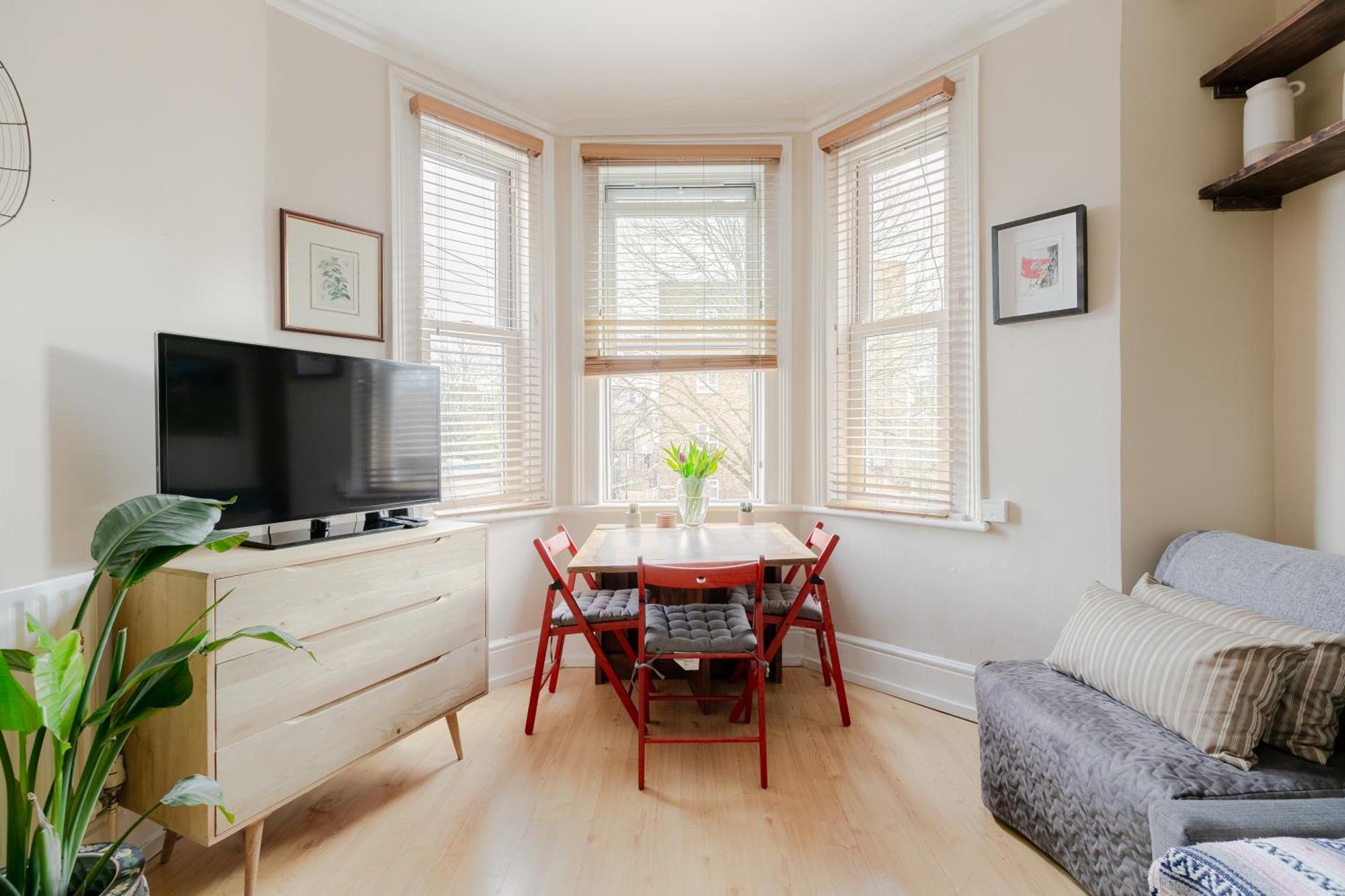 شقة Artistic Pied-A-Terre, Steps From The Tube, Moments From London'S Heart المظهر الخارجي الصورة